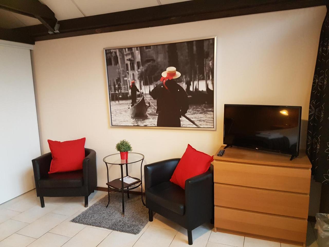 Motel أوستفورني المظهر الخارجي الصورة